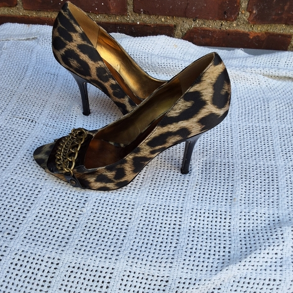 Guess Open Toe chain leopard heels 6.5‎ - Picture 9 of 9